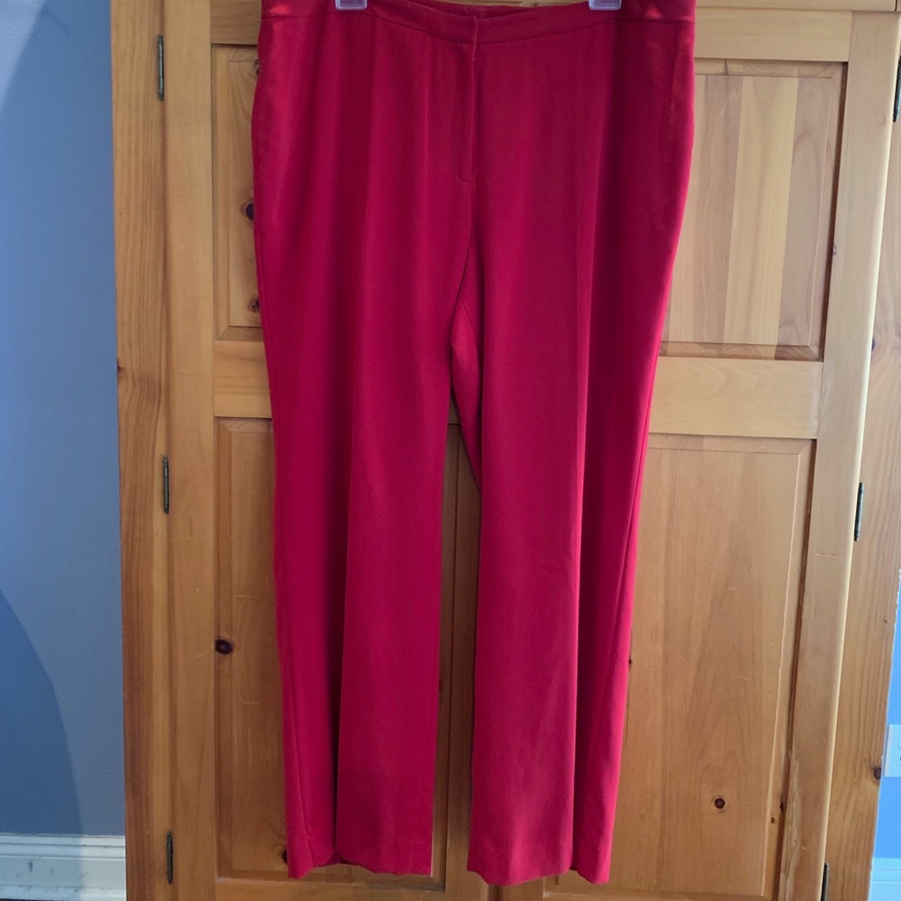 Cherry red fully lined slacks. 💯 poly. 20W